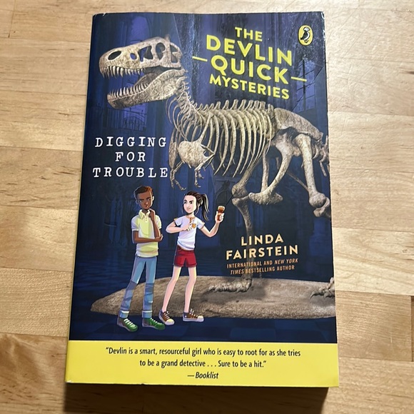 Nwt buy 1 get 1 free!! - Picture 1 of 2